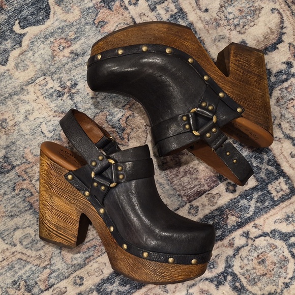 7/7.5 Kork-Ease Carmella Platform Clog Heels in Dark Gray Leather & Brown Wood - Picture 5 of 14